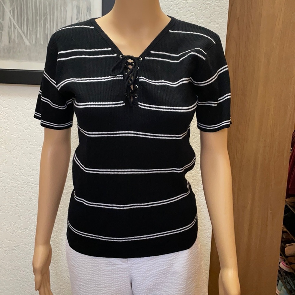 Vintage Gloria Vanderbilt Black & White Sweater